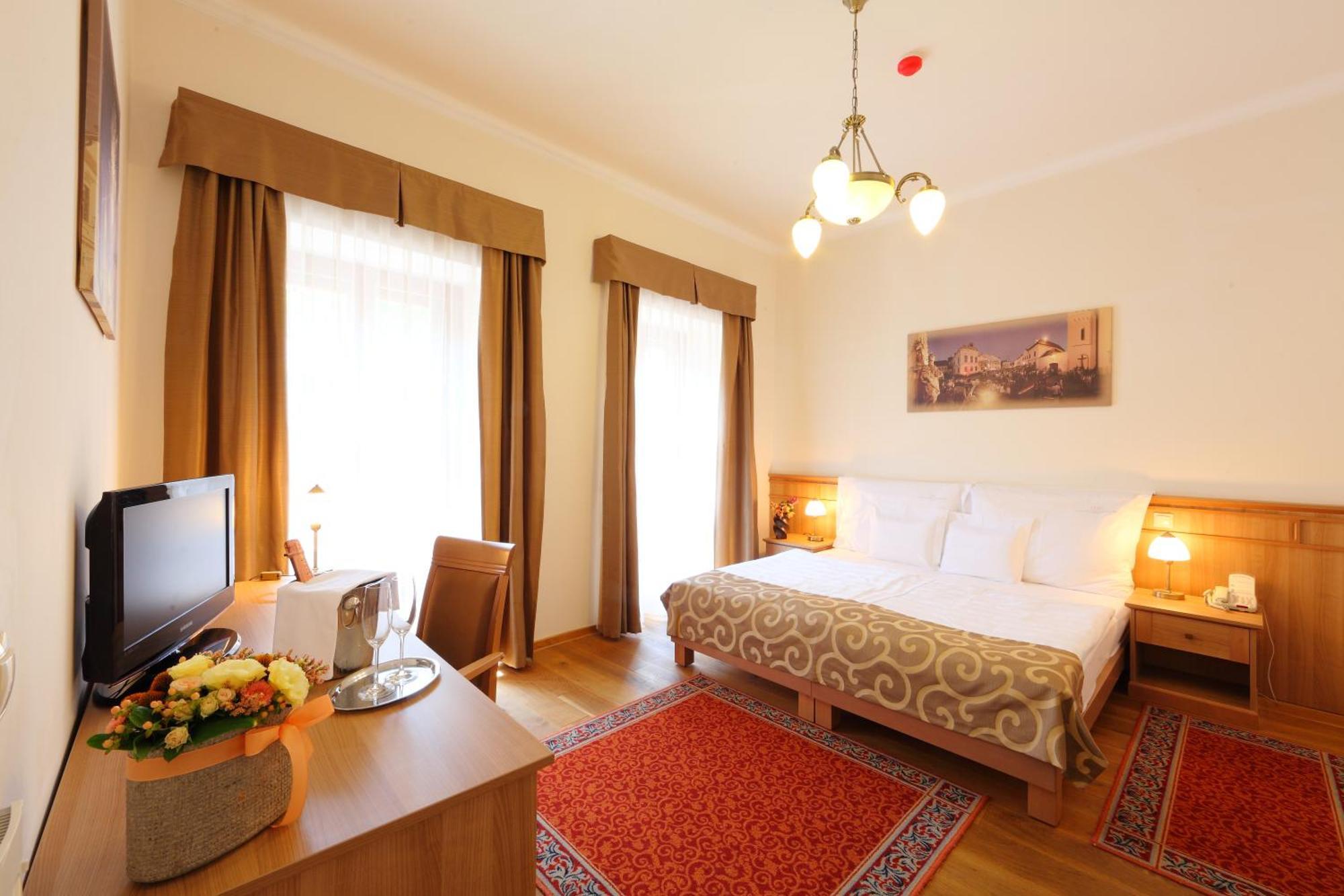 Hotel Historia & Historante Veszprém Dış mekan fotoğraf