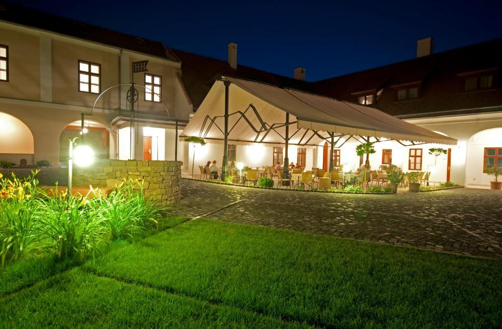 Hotel Historia & Historante Veszprém Dış mekan fotoğraf