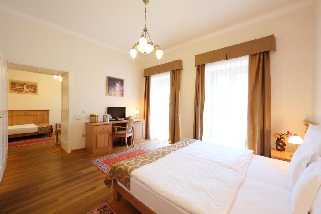 Hotel Historia & Historante Veszprém Oda fotoğraf