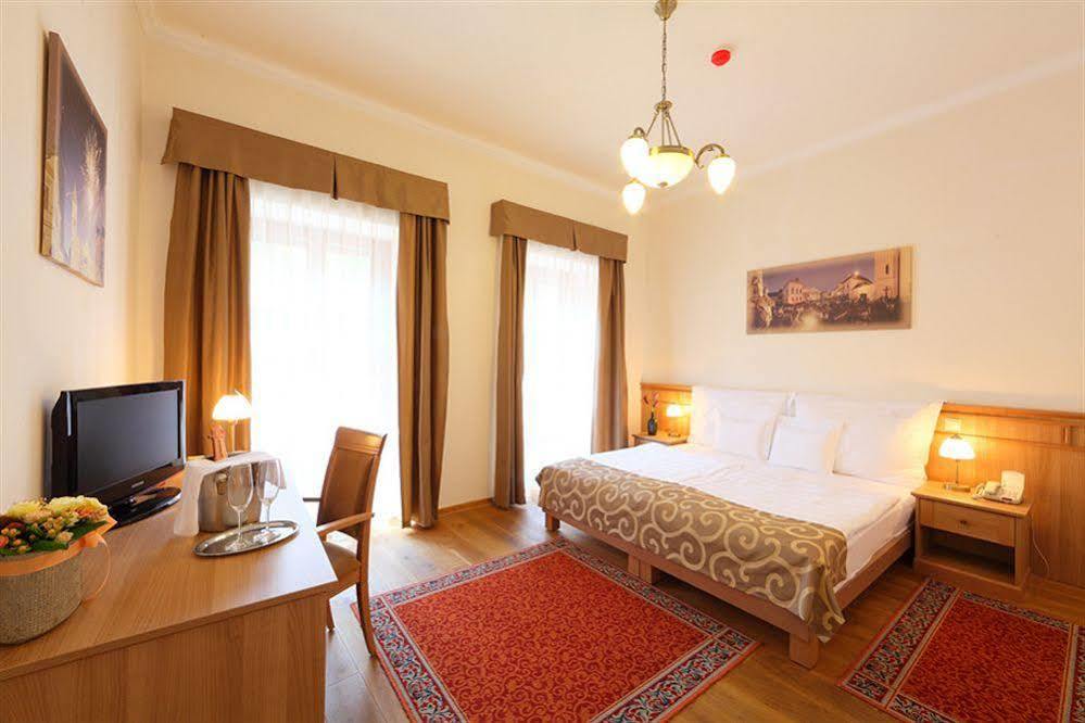 Hotel Historia & Historante Veszprém Dış mekan fotoğraf